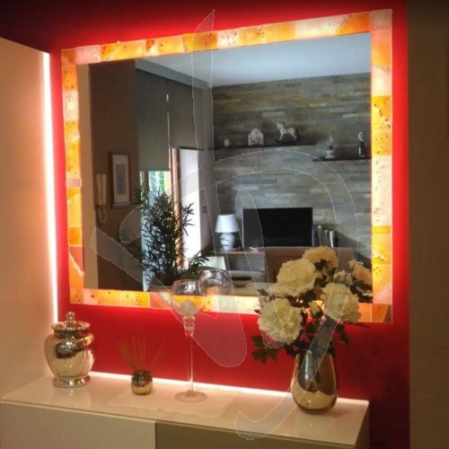 miroir-decoratif-avec-cadre-et-eclairage-en-verre-de-murano-en-option-personnalise