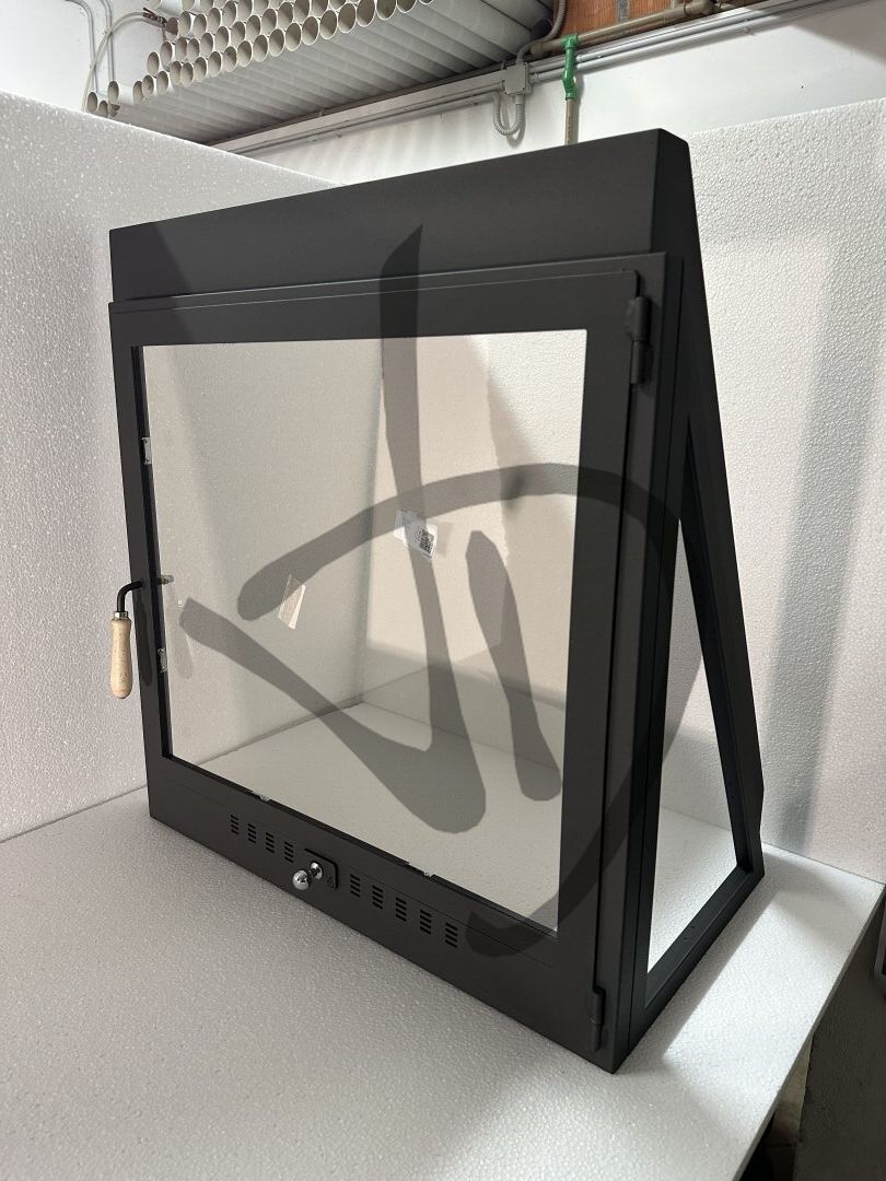 Schließen Sie den Schornstein - Strutture Angolari