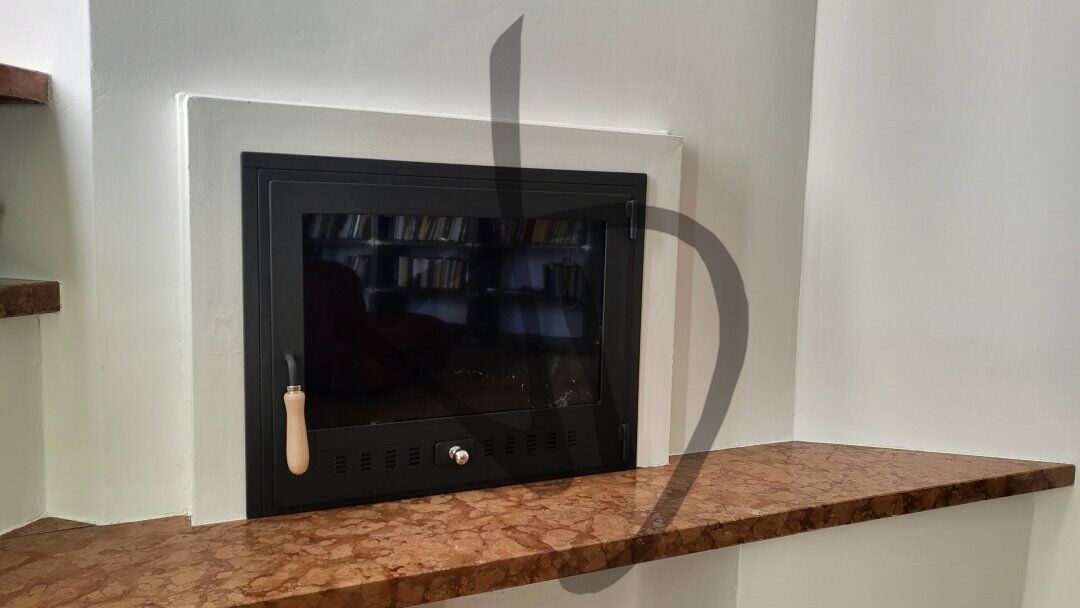 Fermeture de cheminée linéaire à 1 porte - Strutture Lineari