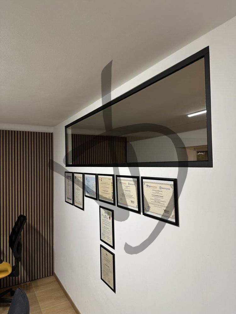 Produits sur mesure - Cloisons de séparation - Cloisons de séparation 2