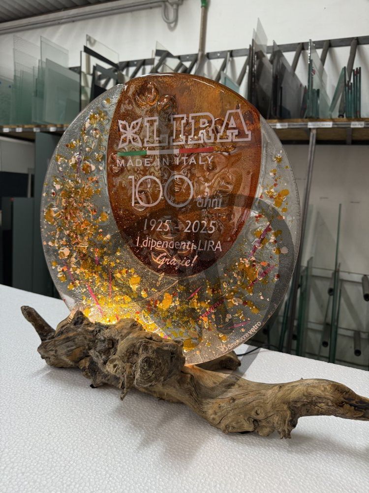 Produits sur mesure - Lampes et abat-jour sur mesure et personnalisés - Lampes en verre fusionné de Murano design - Lampes en verre de Murano fusionnées par Design, cadeau du centenaire 4