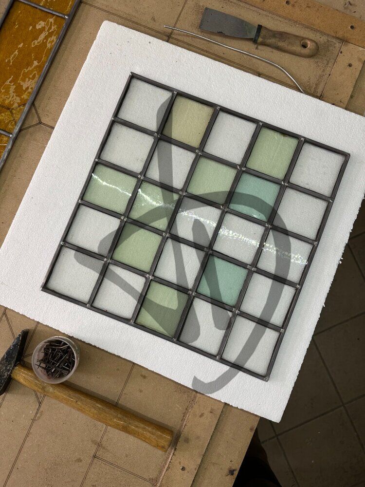 Produits sur mesure - Vitraux artistiques - Vitraux au plomb - Vitrail relié - 2 2