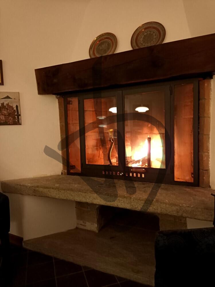 Chiusura Camino Lineare 1 anta con fissi a destra e sinistra - Strutture Lineari