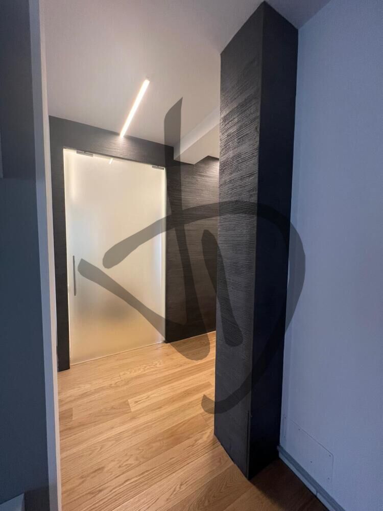 Prodotti su misura - Porte in vetro su misura - Porte scorrevoli - Porta in vetro scorrevole su misura satinata